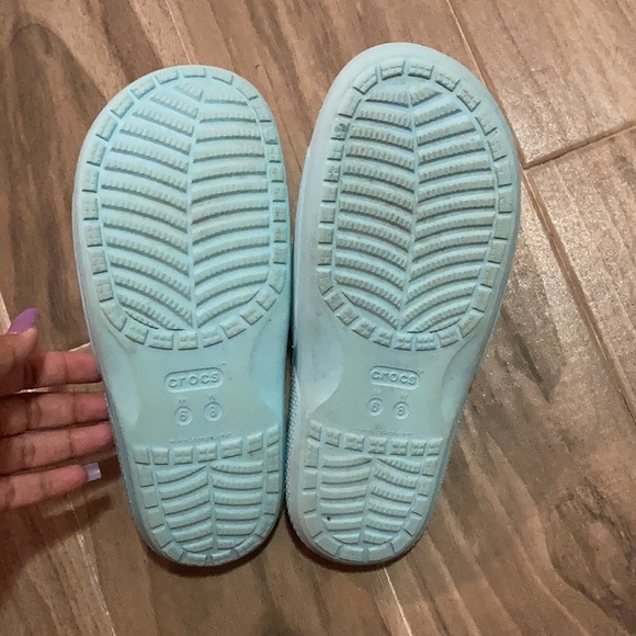 Croc Slides - Picture 3 of 4